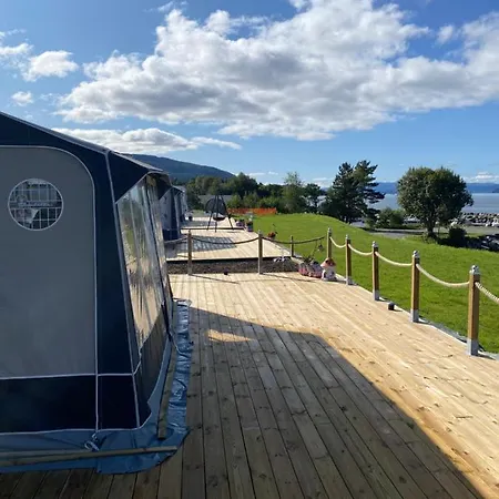 Hyttetun רוסנדאל